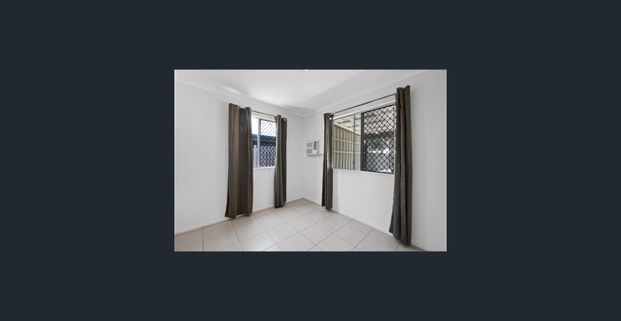 Beautiful Renovated Home! - Photo 1