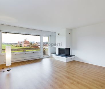 Modern with good transport links - Photo 2