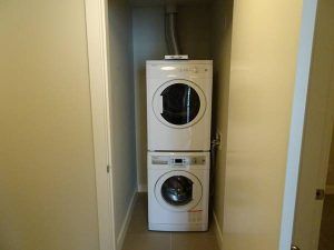 $1700 / 1br – 819ft2 – Brand New 1 Br + Office Condo in Uptown Bosa (Coquitlam) - Photo 2