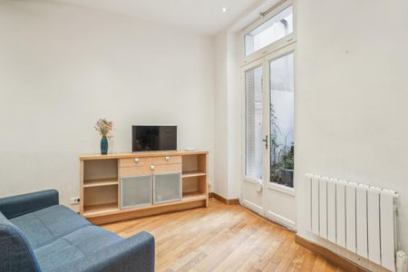 Location Appartement 3 pièces Meublé 60m² PARIS 6ème - Photo 4