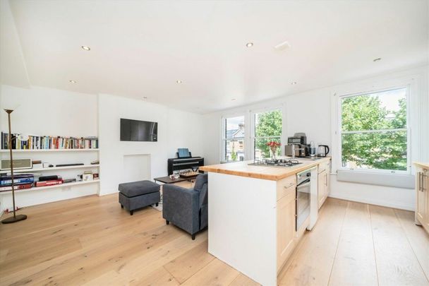 Cromwell Grove, Brook Green, W6 - Photo 1