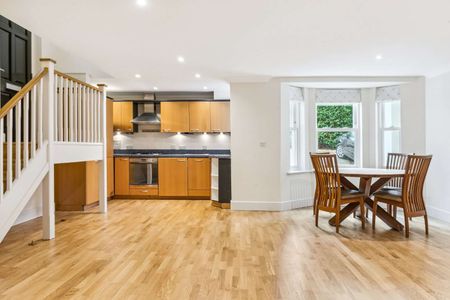 Lonsdale Road, Barnes, London, SW13 9EB - Photo 2