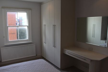 1 Bed Flat, Vereker Road, W14 - Photo 3