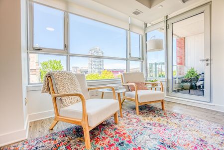 The Bradshaw on Bank - Photo 3