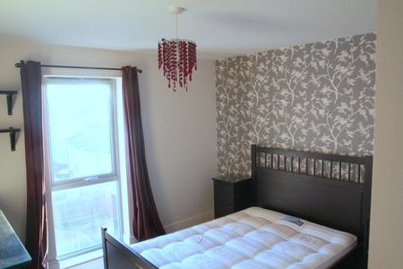 2 Bed Flat, Goldsmith Close, HA2 - Photo 5