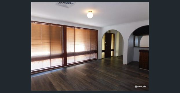 Well-Presented 3 Bedroom Family Home - Photo 1