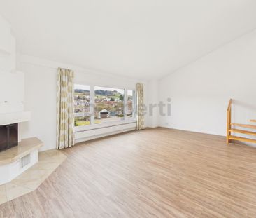 Generous 5.5-room terraced house in a quiet hillside location - Foto 2