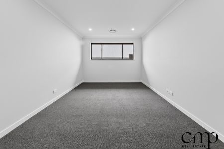 5 Glen Lorne Circuit, Gilead NSW 2560 - House For Rent | Domain - Photo 4