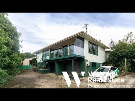 Freshly Repainted Home - Photo 3