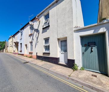 2 bedroom end of terrace house to rent - Photo 3