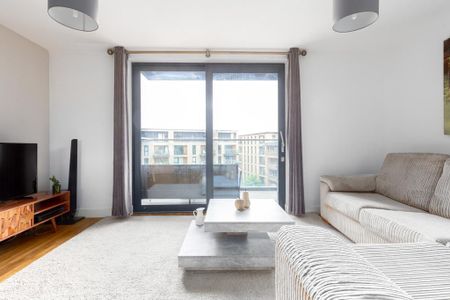 2 bedroom flat to rent - Photo 2