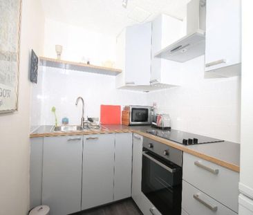 Apsley Street, Flat 3/1 Glasgow, G11 7ST - Photo 2