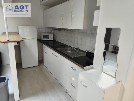 Location Appartement 2 pièces 33m² BEAUVAIS 60000 - Photo 3