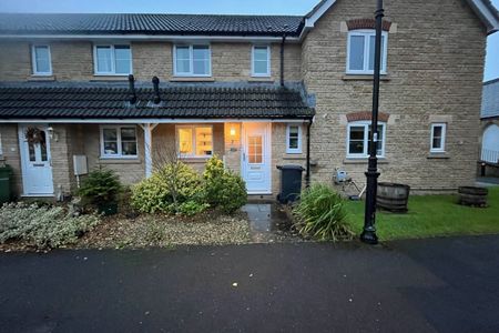 New Square - Photo 3