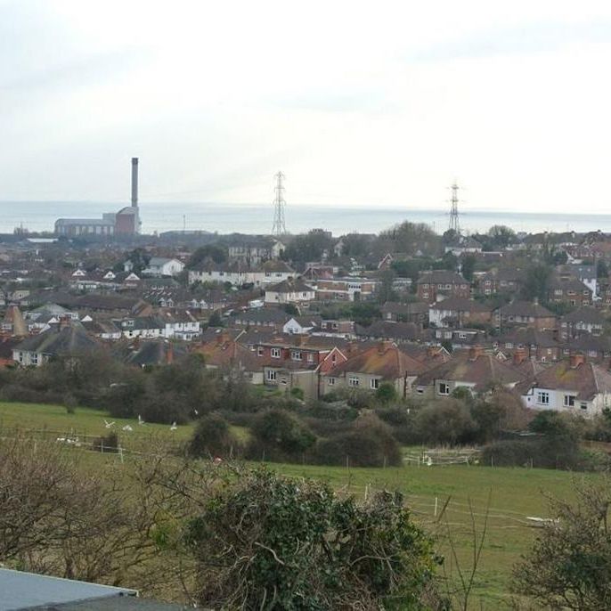 2 bedroom house to rent - Photo 1