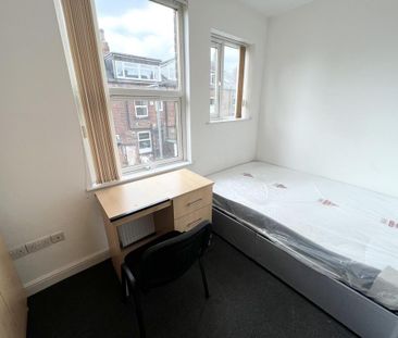 4 bedroom house to rent - Photo 2