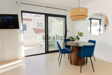 Alquiler de dúplex en Calle Calendula - Photo 5