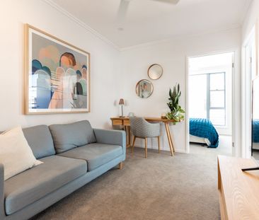 3 bedroom townhouse + media room surrounded by parkland! - Photo 1