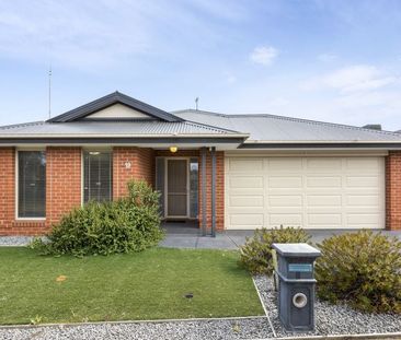 19 Parkfront Drive, Leopold - Photo 1