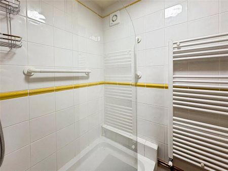 Studio to rent - Photo 5