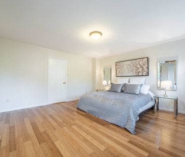 For Lease - 39 Ross Linton Drive, Aurora, Ontario - Photo 6