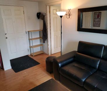 ⭐️Beau 3 1/2 à louer à Sorel-Tracy- disponible dès premier décembre - Photo 2