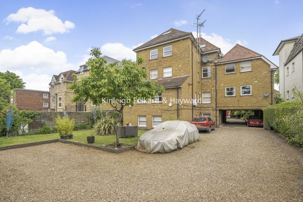 12 Sutherland Road, West Ealing, London, W13 - Photo 1