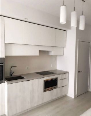 For Lease - 8 Eglinton Avenue Unit# 1912, Toronto, Ontario - Photo 1