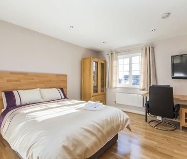 1 bedroom in a house share to rent - Photo 5