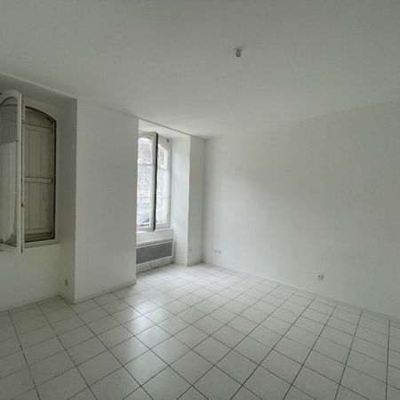 Location Appartement 1 pièce 24m² - Photo 4