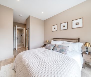 3 bedroom apartment to rent - Photo 2