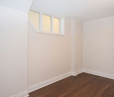 For Lease - 14 Mandel Crescent Unit# #basement, Richmond Hill, Ontario - Photo 5