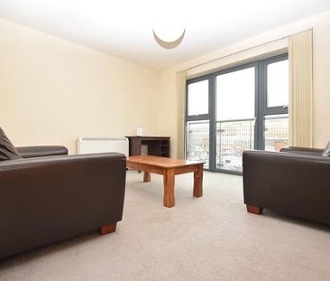 2 bedroom apartment to rent - Photo 2