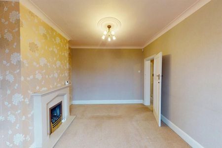 4 bedroom semi-detached house to rent - Photo 2