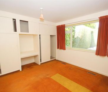 3 bedroom detached bungalow to rent - Photo 3