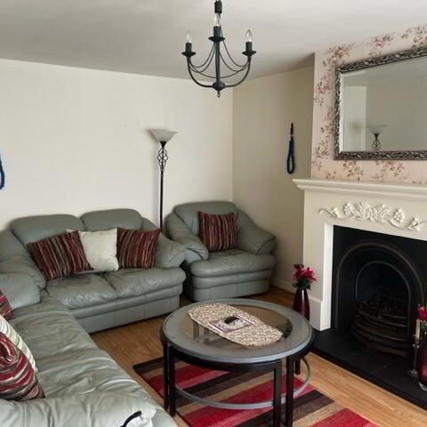 18 Laurel Grove, Lisburn, BT28 3EW - Photo 1