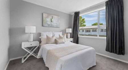 Sunny 2 Bed Merivale Apartment - Photo 2