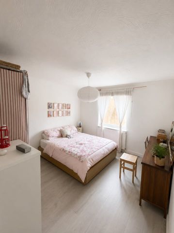 2 Bed Maisonette, Well St, E9 - Photo 3