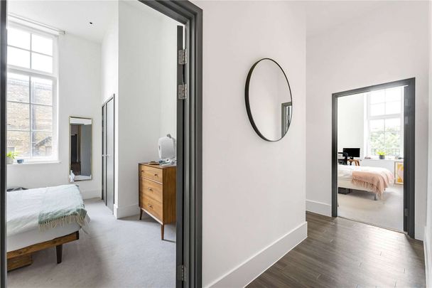 Goldsmiths Row, Hackney, London, E2 8FU - Photo 1