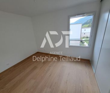 Location Appartement 3 pièces 69m² CORENC 38700 - Photo 2