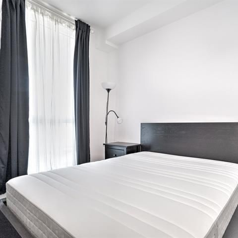 1211 Rue Drummond - Photo 1