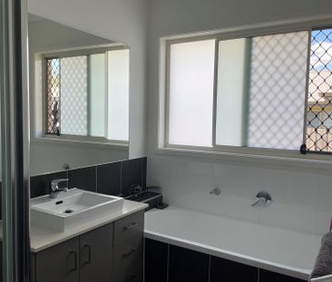 33 Tranquil Drive, - Photo 6