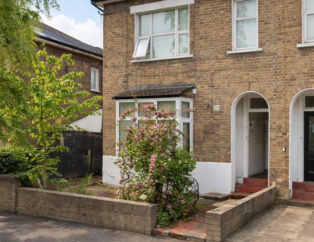 Clarence Road, Croydon CR0, London - Photo 1