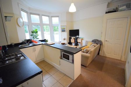 1 bedroom ground floor flat to rent - Photo 4