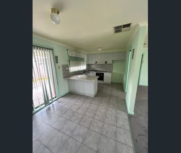 3 bedroom unit in Delahey - Photo 4