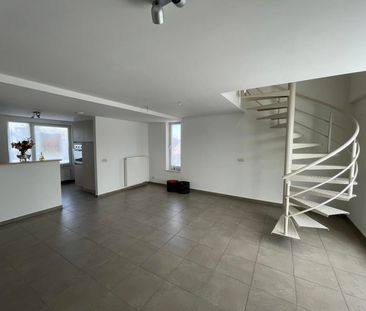 ERONDEGEM - Gerenoveerd duplexappartement met ruim terras. - Foto 6