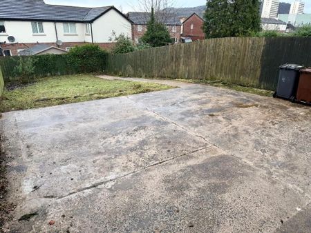 53 Rathcoole Drive, Newtownabbey, BT37 9AH - Photo 5