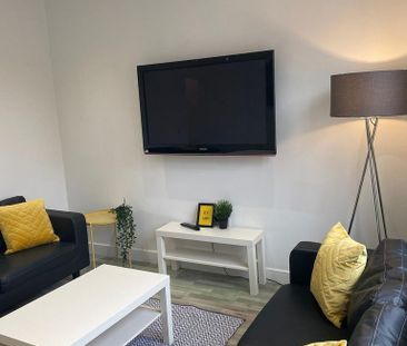 4 bedroom house to rent - Photo 2