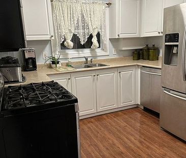 For Lease - 393 Adeline Drive, Georgina, Ontario - Photo 6