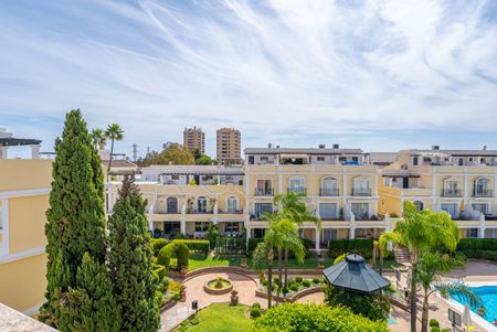 Duplex in Nueva Andalucía - Photo 5